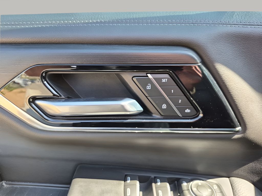 Used Car 2025 Gmc Yukon Xl  Denali For Sale Under $70,000 In Austin, Texas