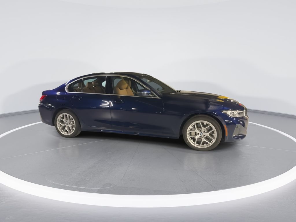 Thumbnail: 2026 BMW 3 Series - 9