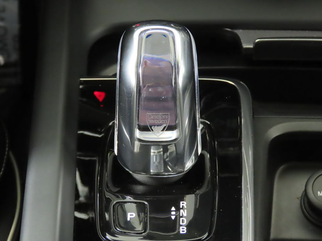 Thumbnail: 2019 Volvo XC60 - 23