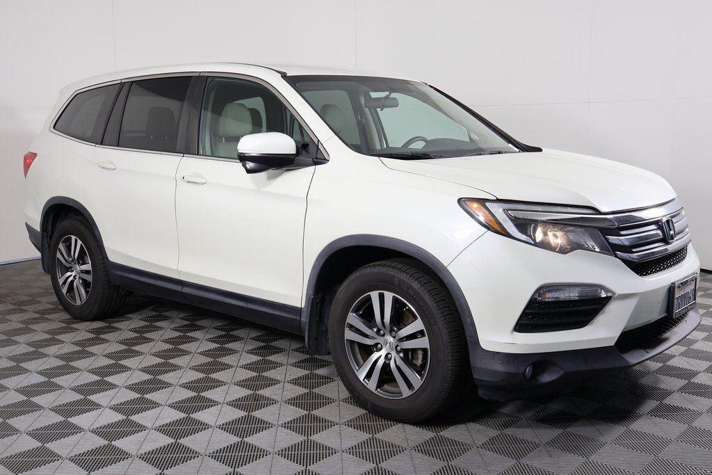 Thumbnail: 2016 Honda Pilot - 2