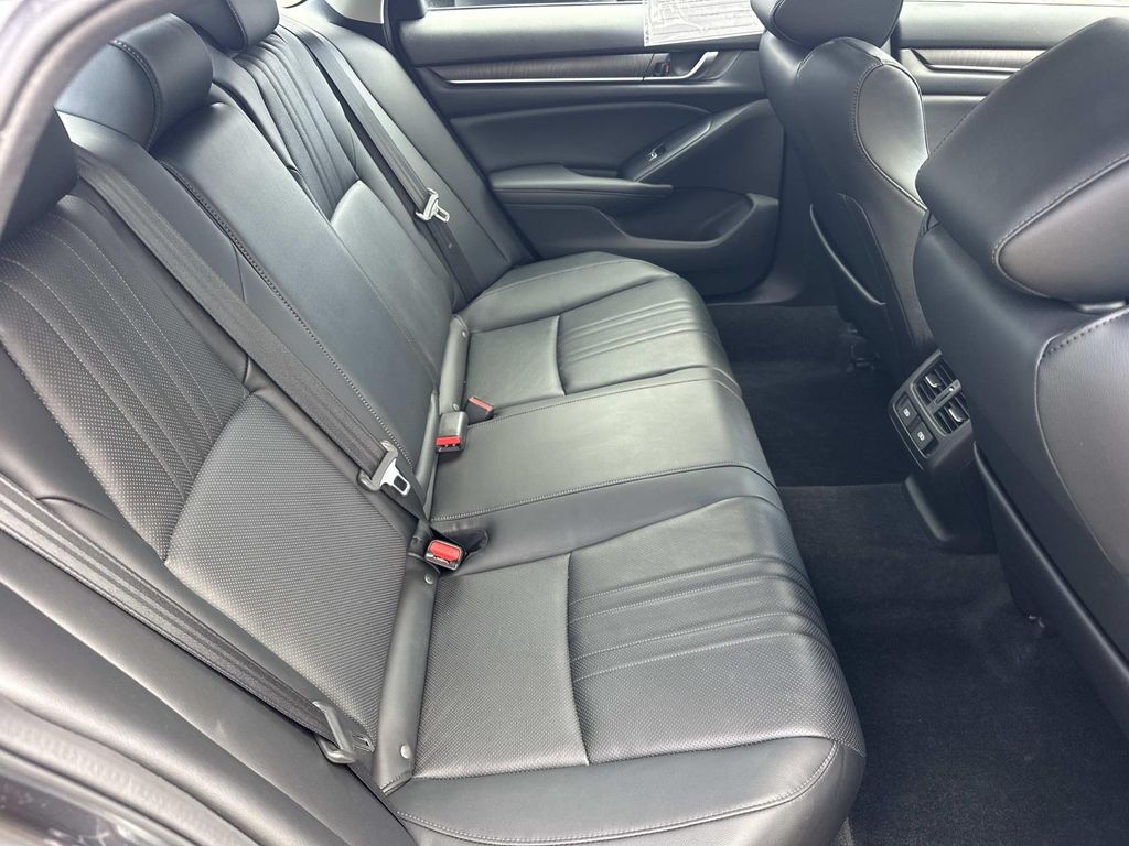 Thumbnail: 2022 Honda Accord - 25