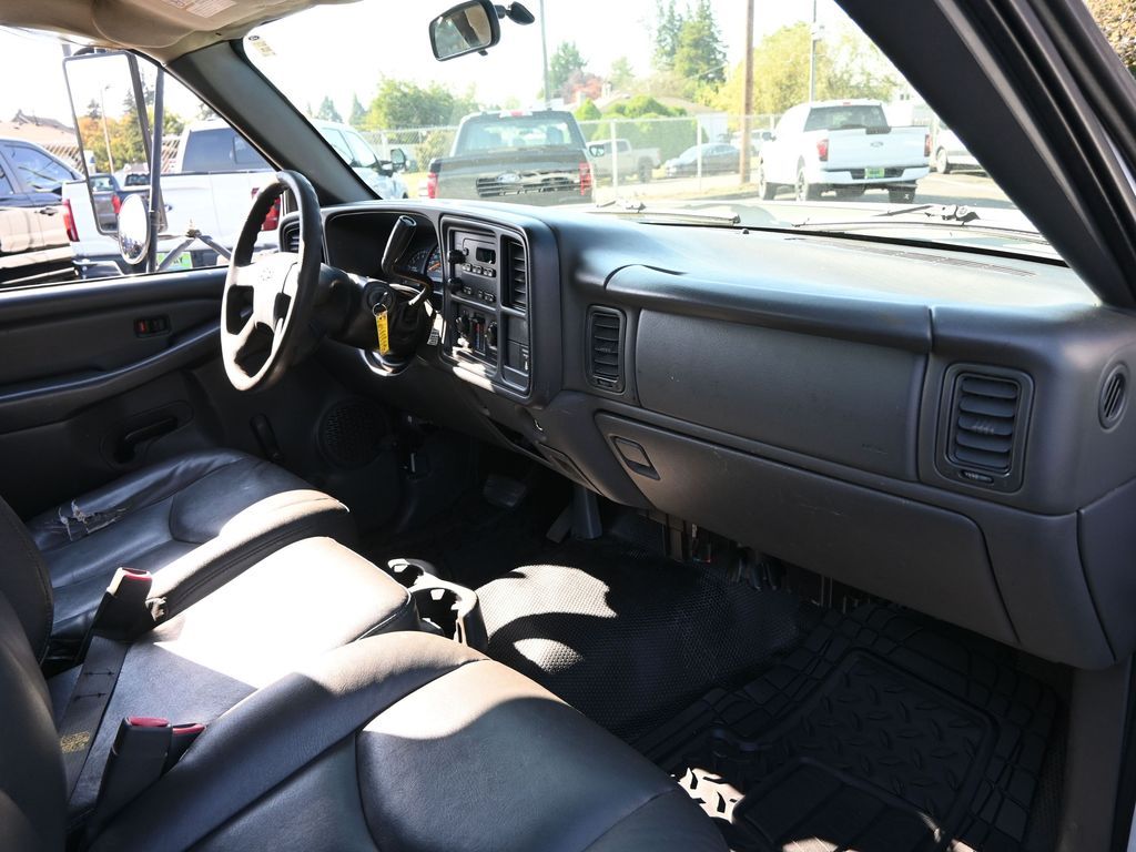 2007 Chevrolet Silverado 3500 Chassis Classic Work Truck
