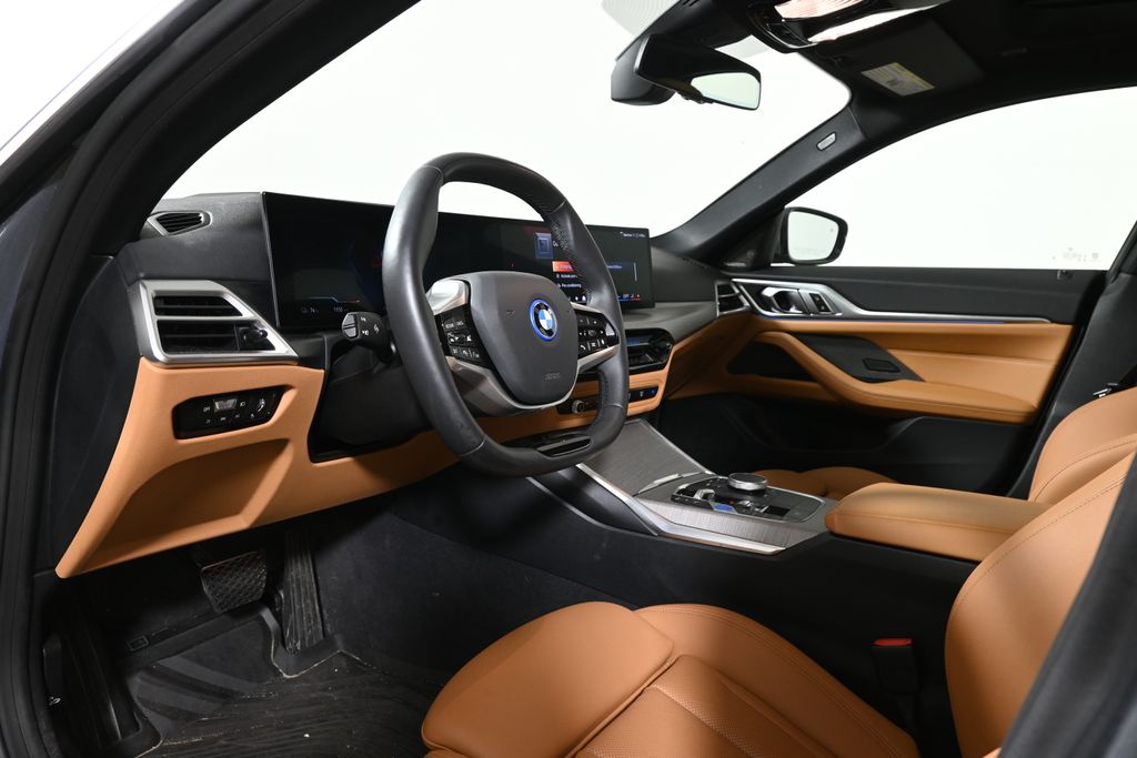 Thumbnail: 2025 BMW i4 - 4