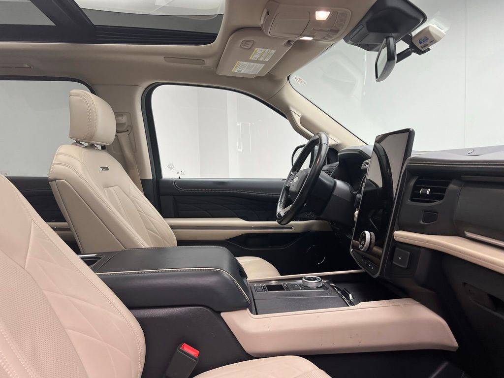 Thumbnail: 2023 Ford Expedition - 6