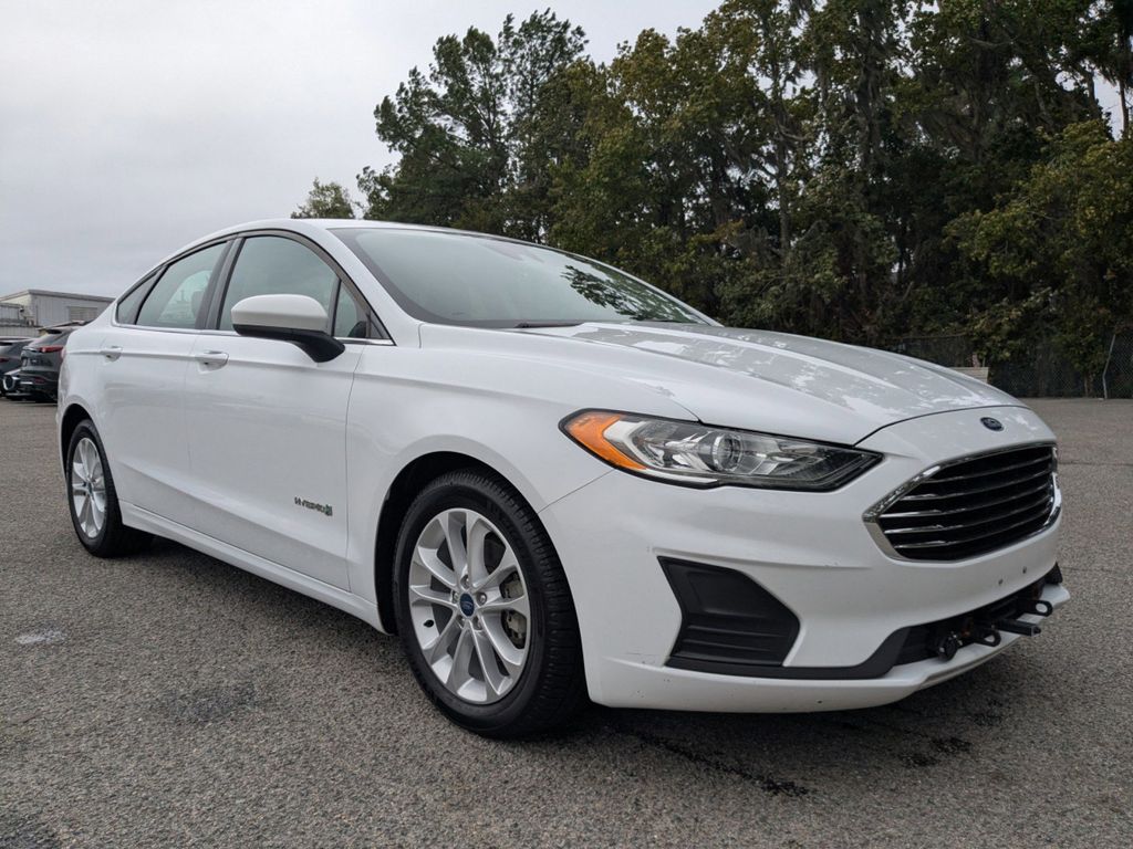 2019 Ford Fusion Hybrid SE