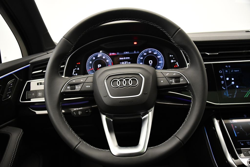 2025 Audi Q7  21