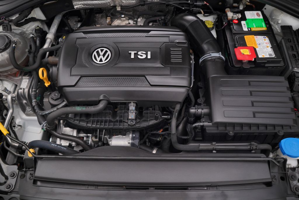 Thumbnail: 2019 Volkswagen Jetta - 12