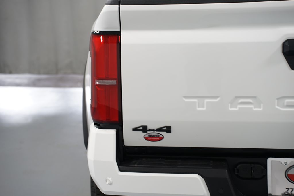 Thumbnail: 2025 Toyota Tacoma - 10