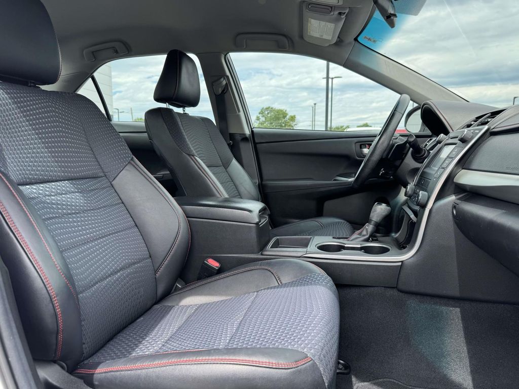 Used 2015 White Toyota SE image 14