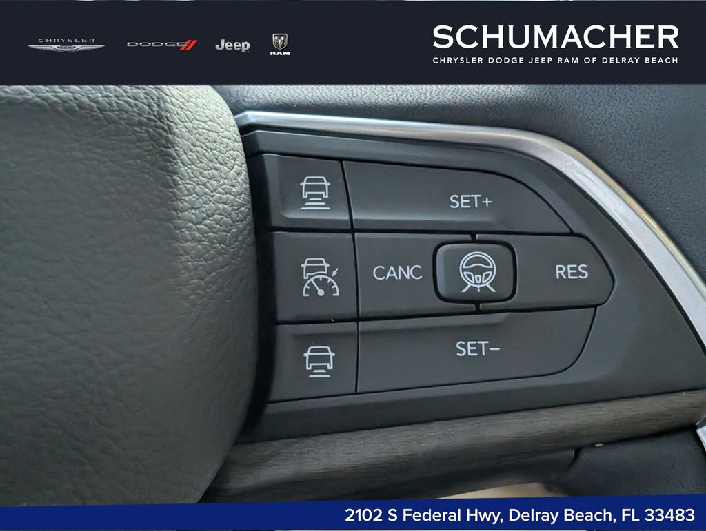 new 2026 Jeep Grand Cherokee car, priced at $46,155