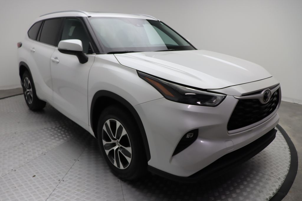 2024 Toyota Highlander XLE 6