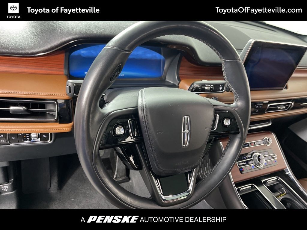 Thumbnail: 2023 Lincoln Aviator - 27