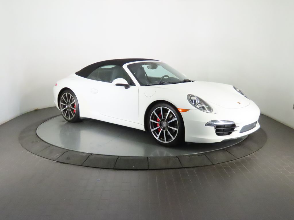 Thumbnail: 2014 Porsche 911 - 9