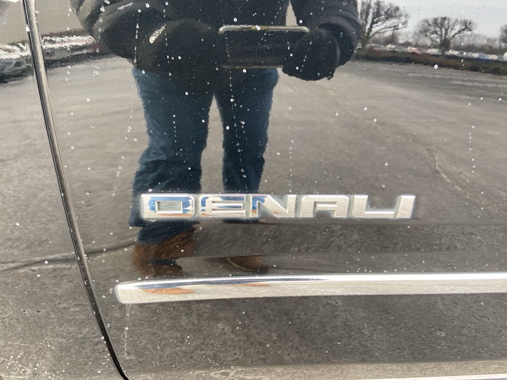 Thumbnail: 2018 GMC Yukon - 10