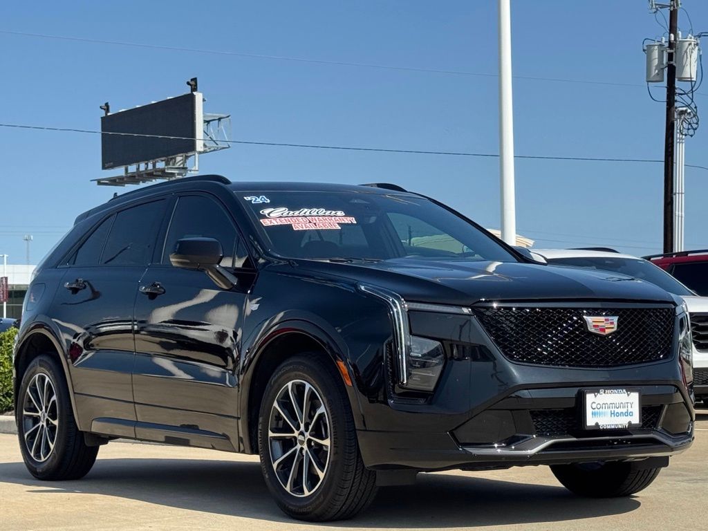 2024 Cadillac XT4 Sport - 11