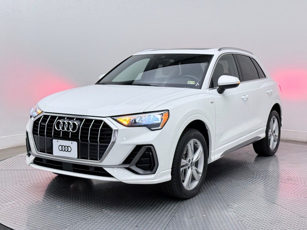 Thumbnail: 2022 Audi Q3 - 5