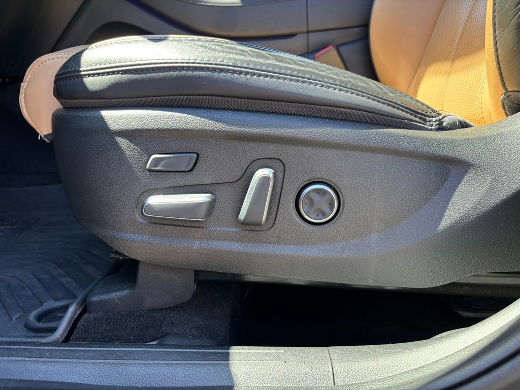2022 Hyundai Santa Fe Calligraphy