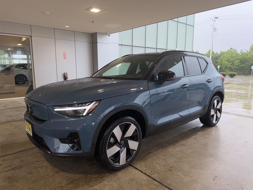 Blue Metallic 2023 Volvo XC40 Recharge Twin Ultimate eAWD SUV / Crossover All-Wheel Drive 1-Speed Automatic