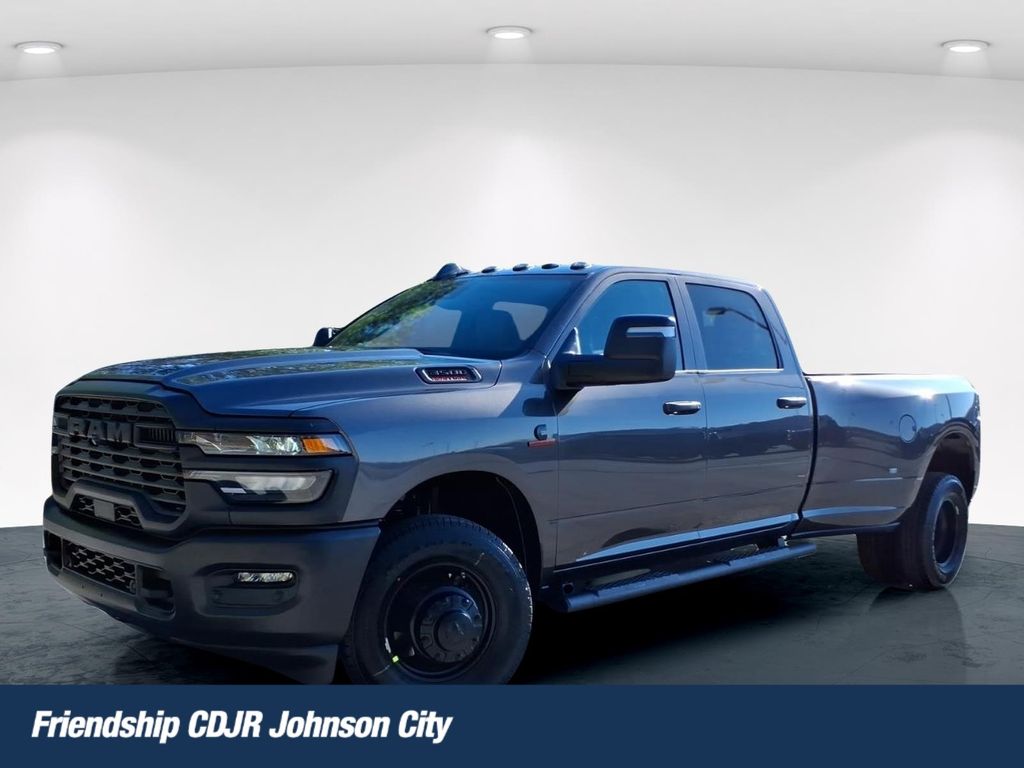 2026 RAM 3500 Tradesman Crew Cab LB DRW RWD