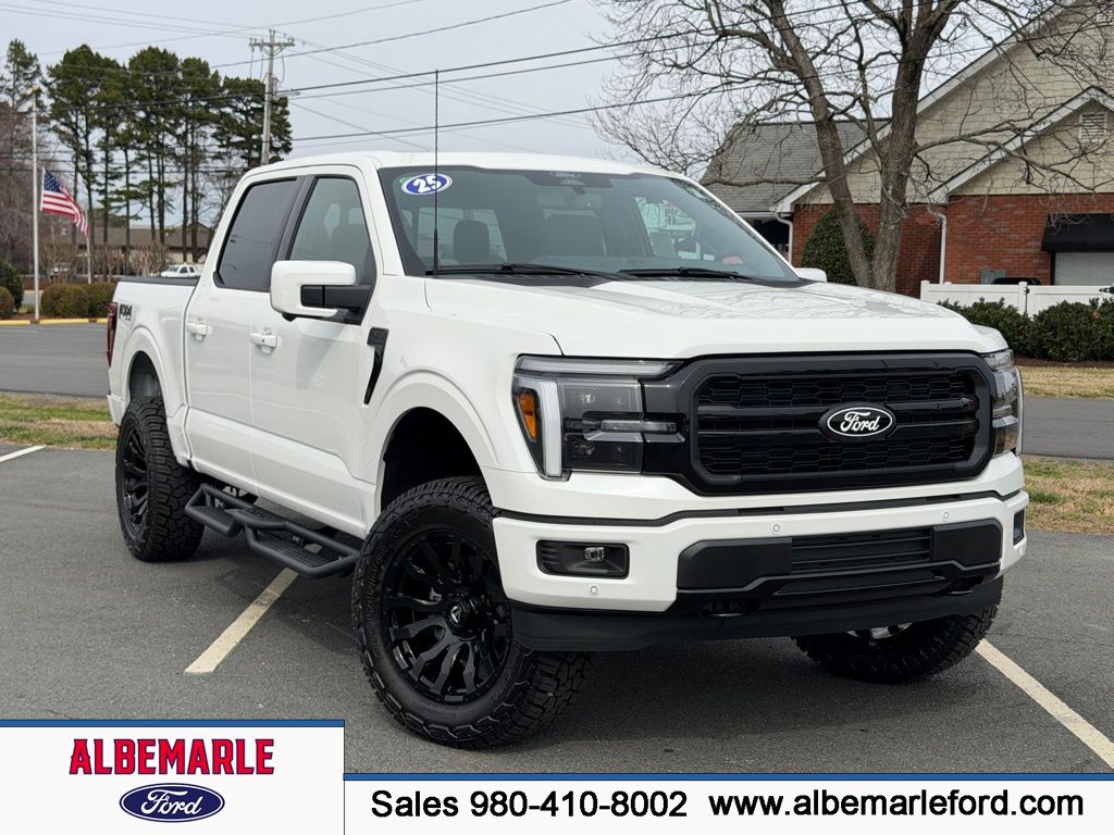 Star White Metallic Tri-Coat 2025 Ford F-150 Lariat SuperCrew 4WD Pickup Truck Four-Wheel Drive Automatic