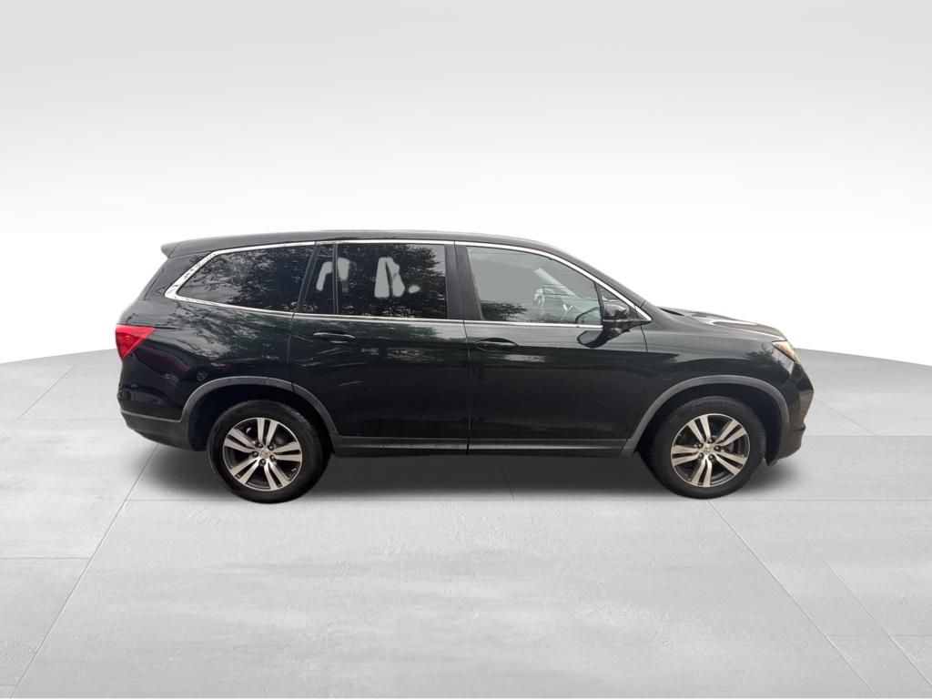 Used 2018 Black Honda EX image 7
