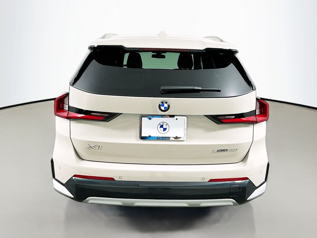 Thumbnail: 2026 BMW X1 - 6