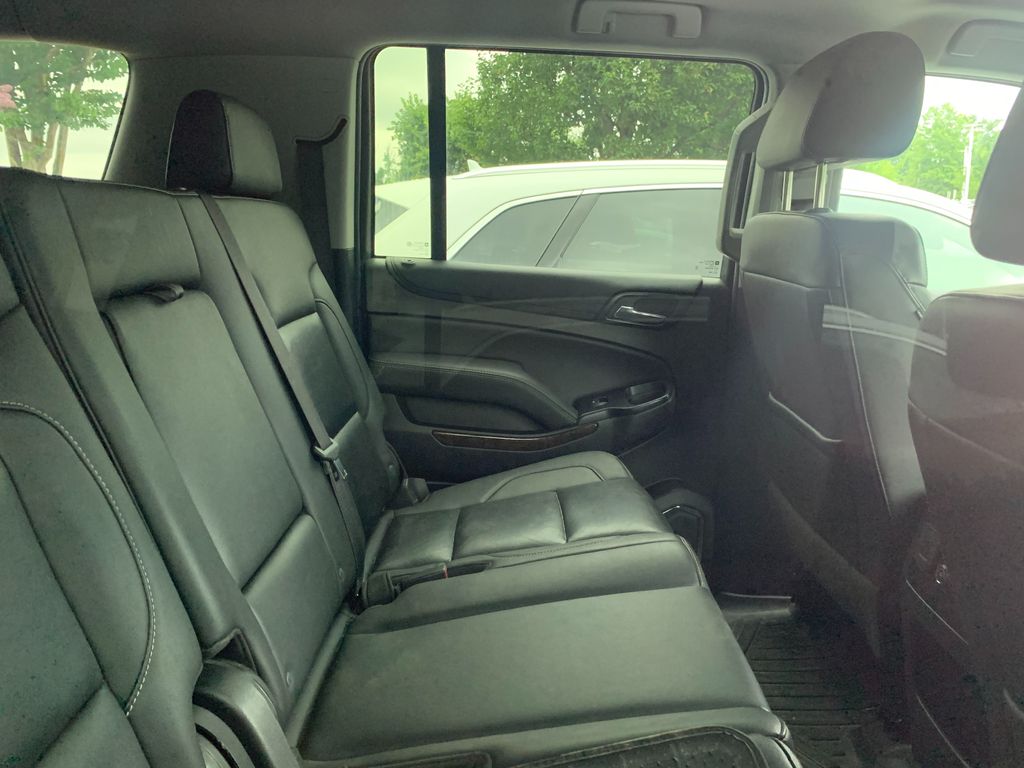 Thumbnail: 2020 Chevrolet Suburban - 5