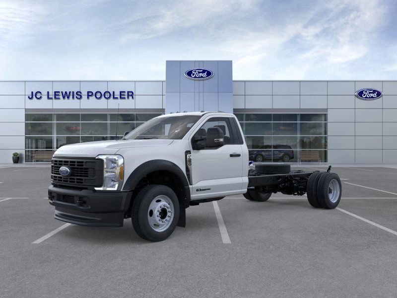 2025 Ford F-550 Chassis XL