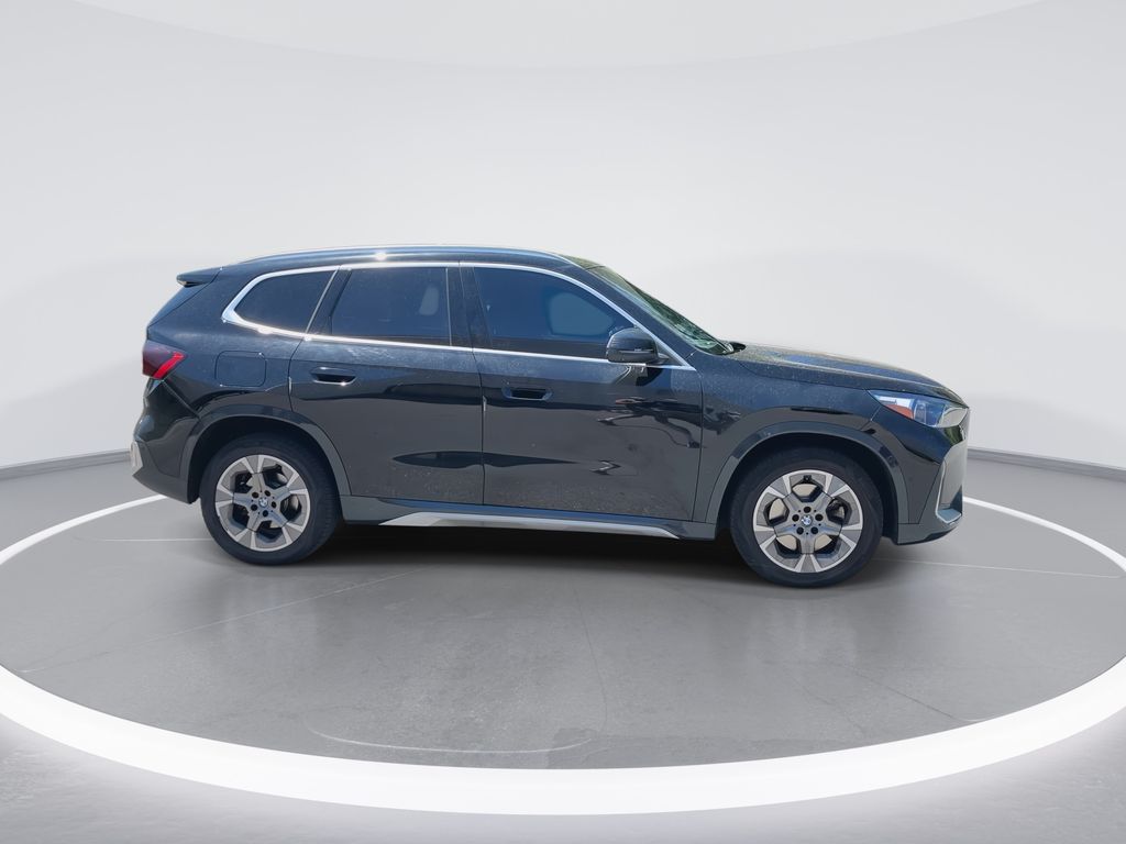 Thumbnail: 2025 BMW X1 - 9