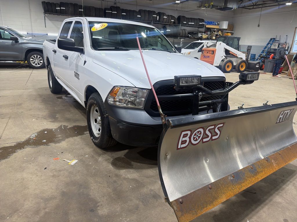 2016 RAM 1500 Tradesman Crew Cab 4WD