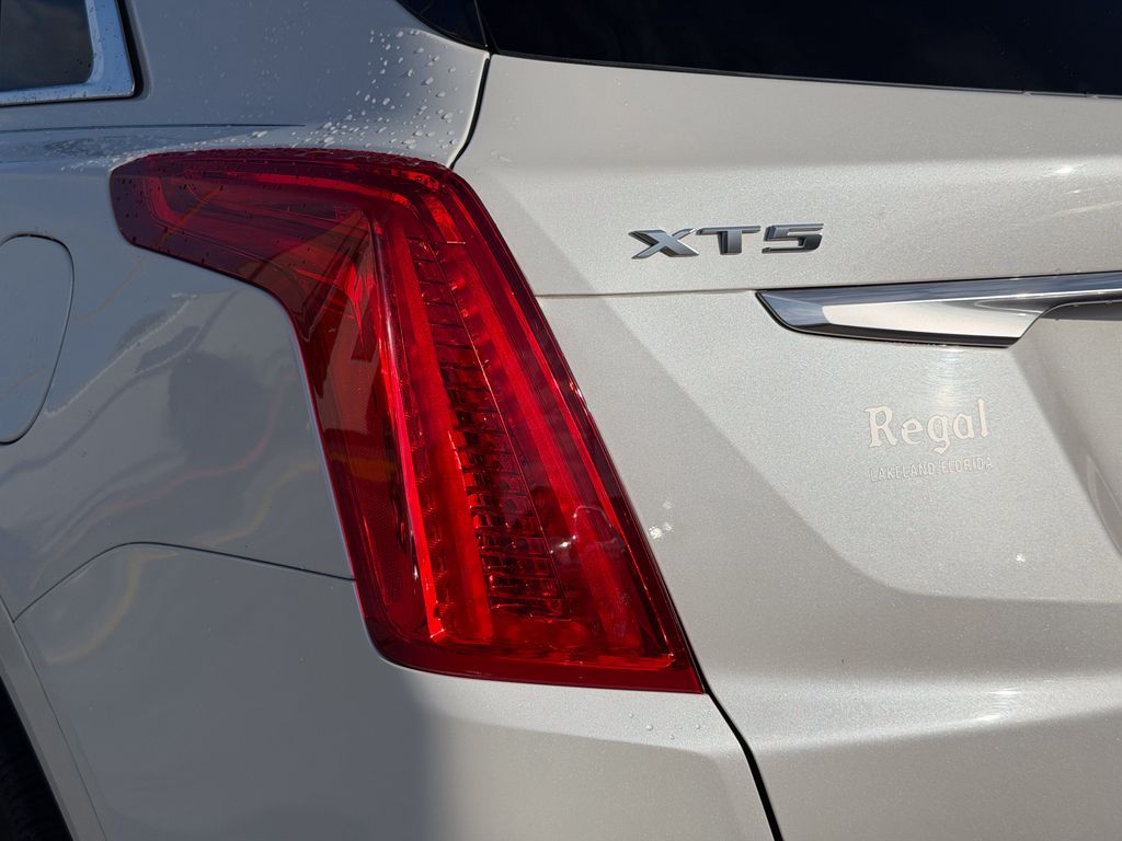 used 2019 Cadillac XT5 car, priced at $15,491