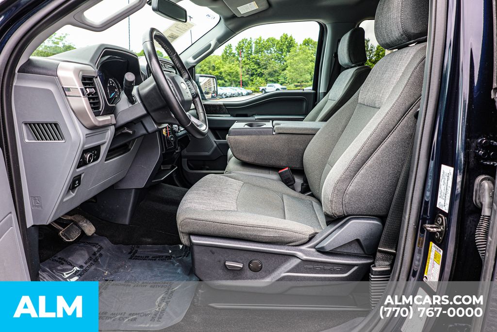 Used 2023 Blue Ford XLT image 18
