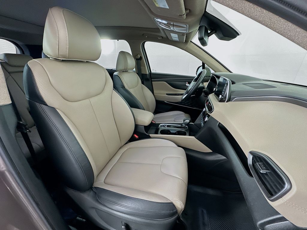 Thumbnail: 2019 Hyundai Santa Fe - 28