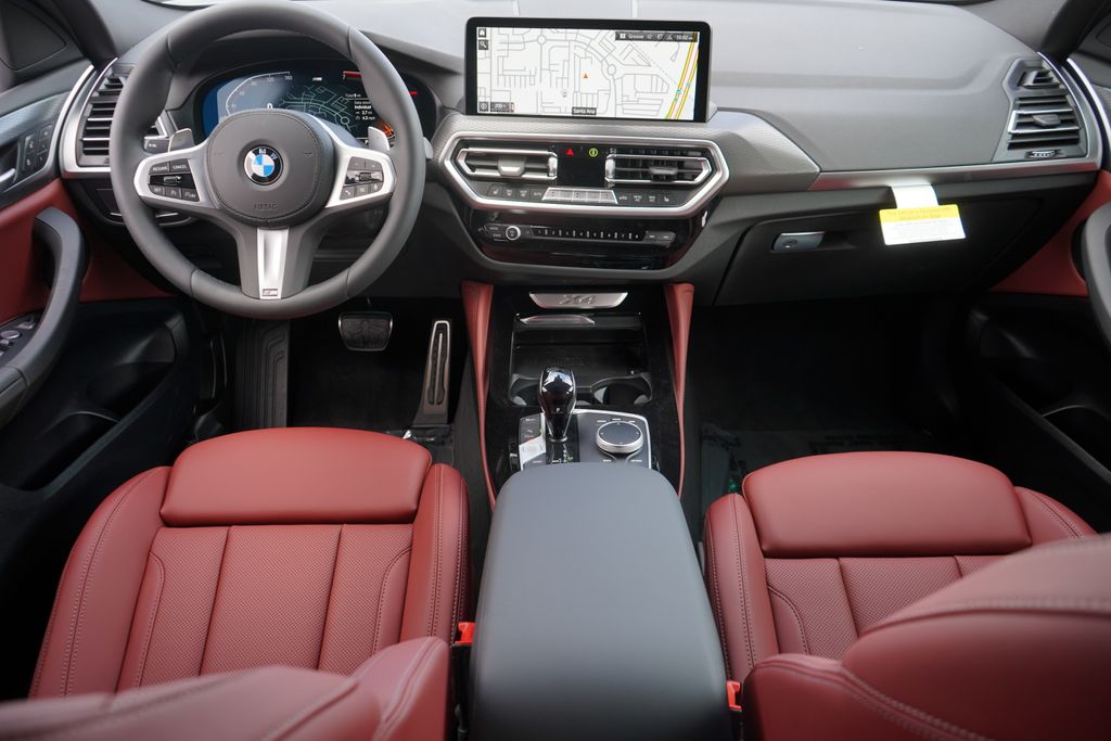 2025 BMW X4 xDrive30i 12