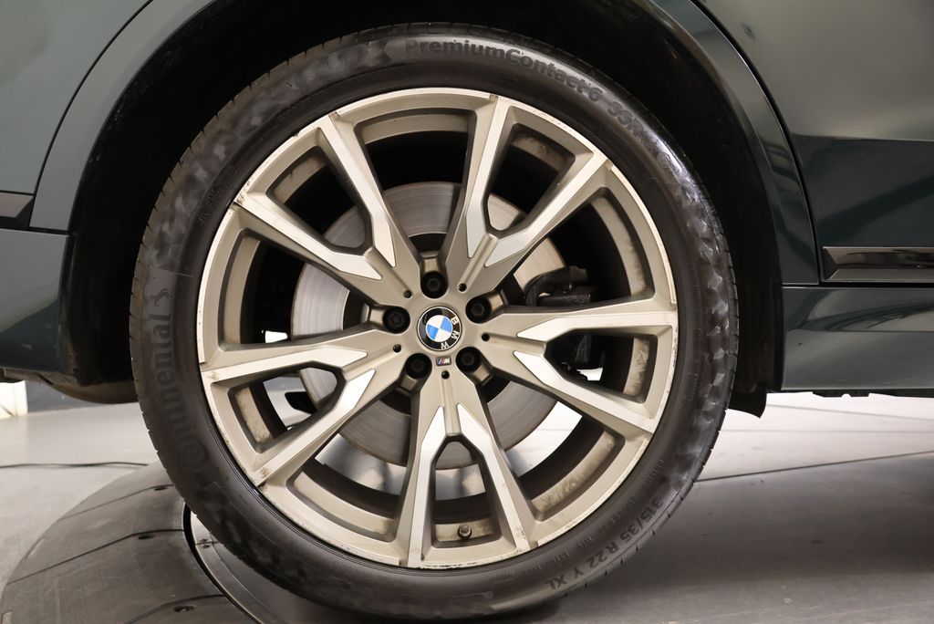 Thumbnail: 2022 BMW X7 - 11