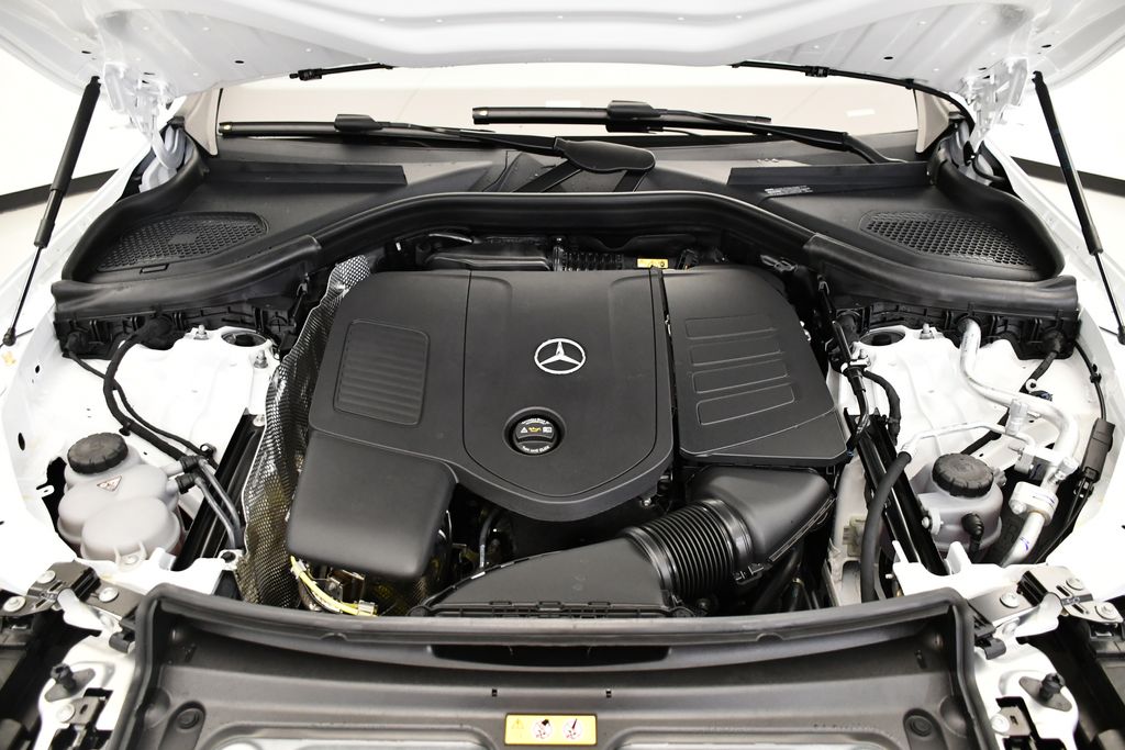 Thumbnail: 2026 Mercedes-Benz GLC - 11