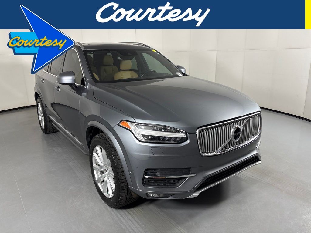 Gray Metallic 2018 Volvo XC90 SUV / Crossover All-Wheel Drive Automatic