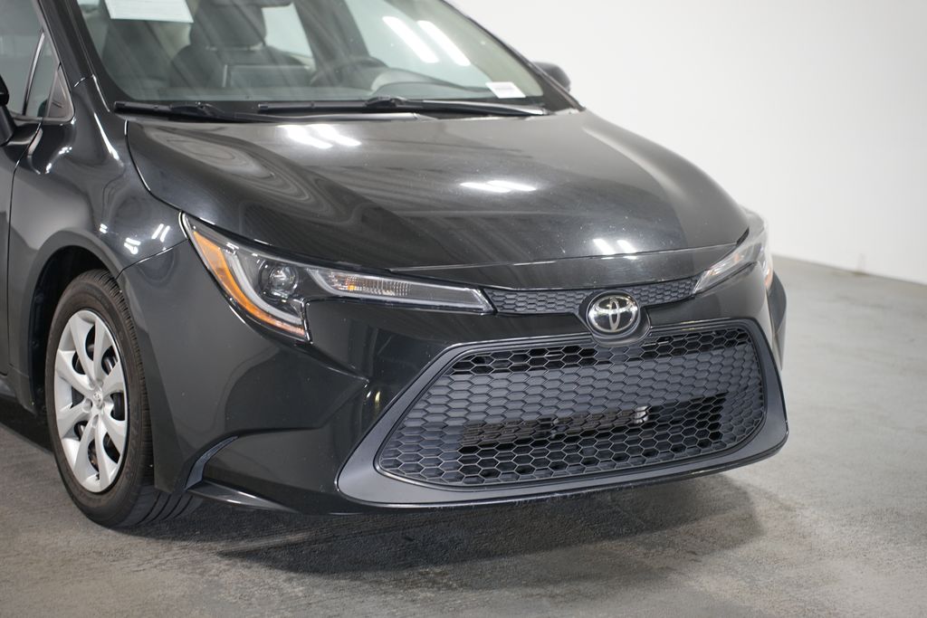 2021 Toyota Corolla LE 4