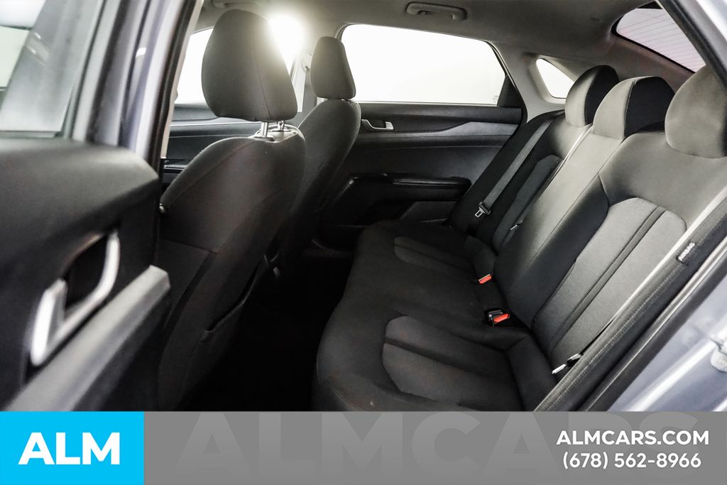 Used 2022 Silver Kia LX image 17