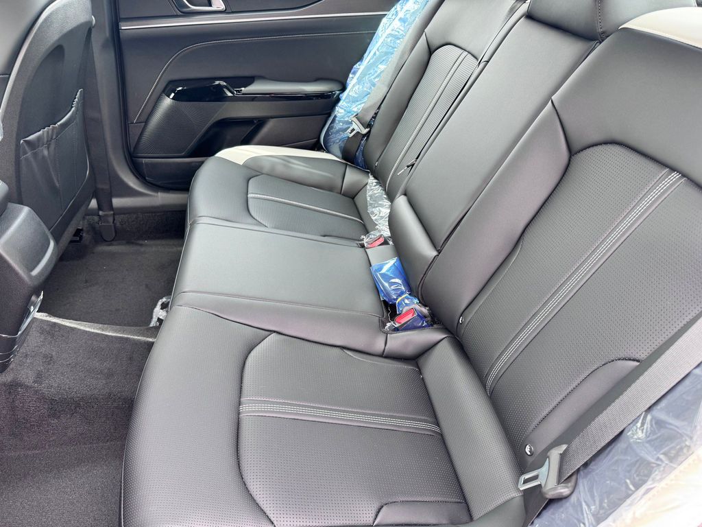 New 2026 Kia K5 Sedan