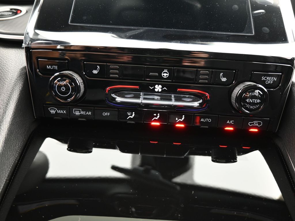 New 2025 Velvet Red Pearlcoat Jeep Altitude X image 20