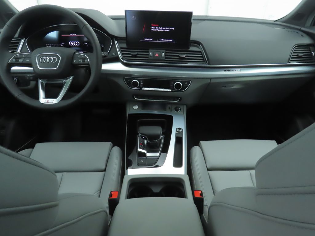 Thumbnail: 2025 Audi Q5 - 14