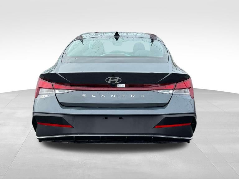 2024 Hyundai Elantra SEL 6