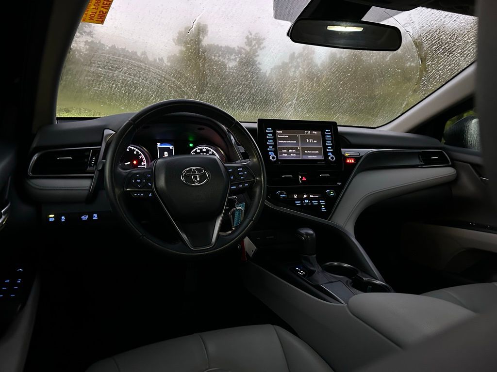 Thumbnail: 2021 Toyota Camry - 12