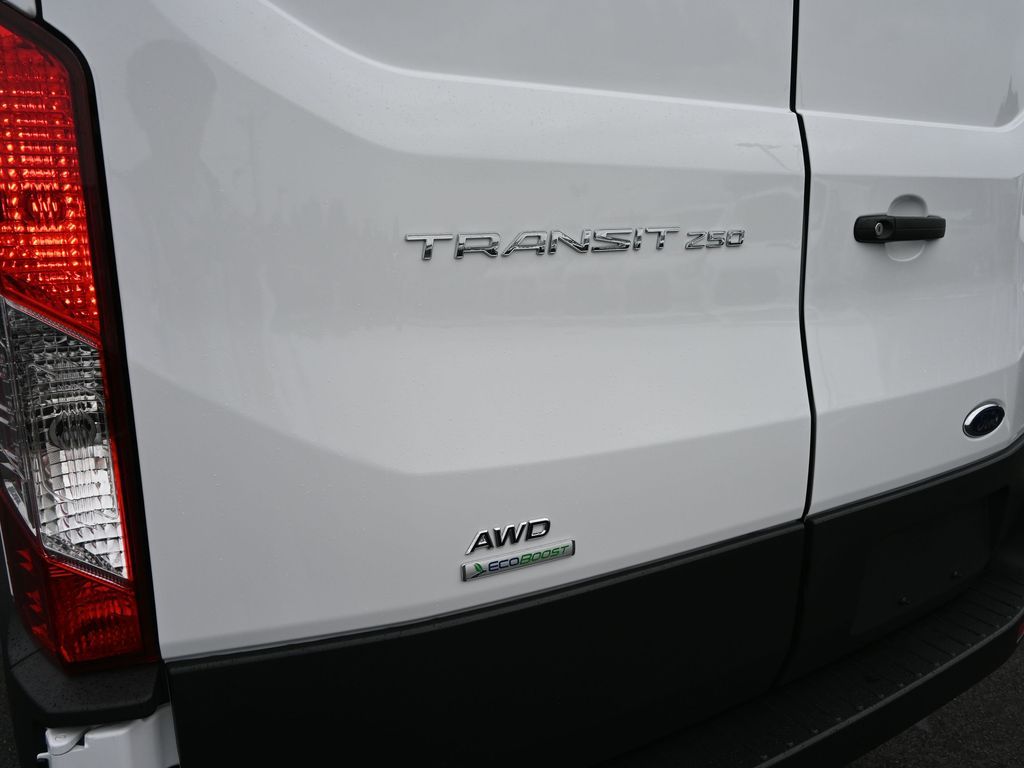 2025 Ford Transit 250