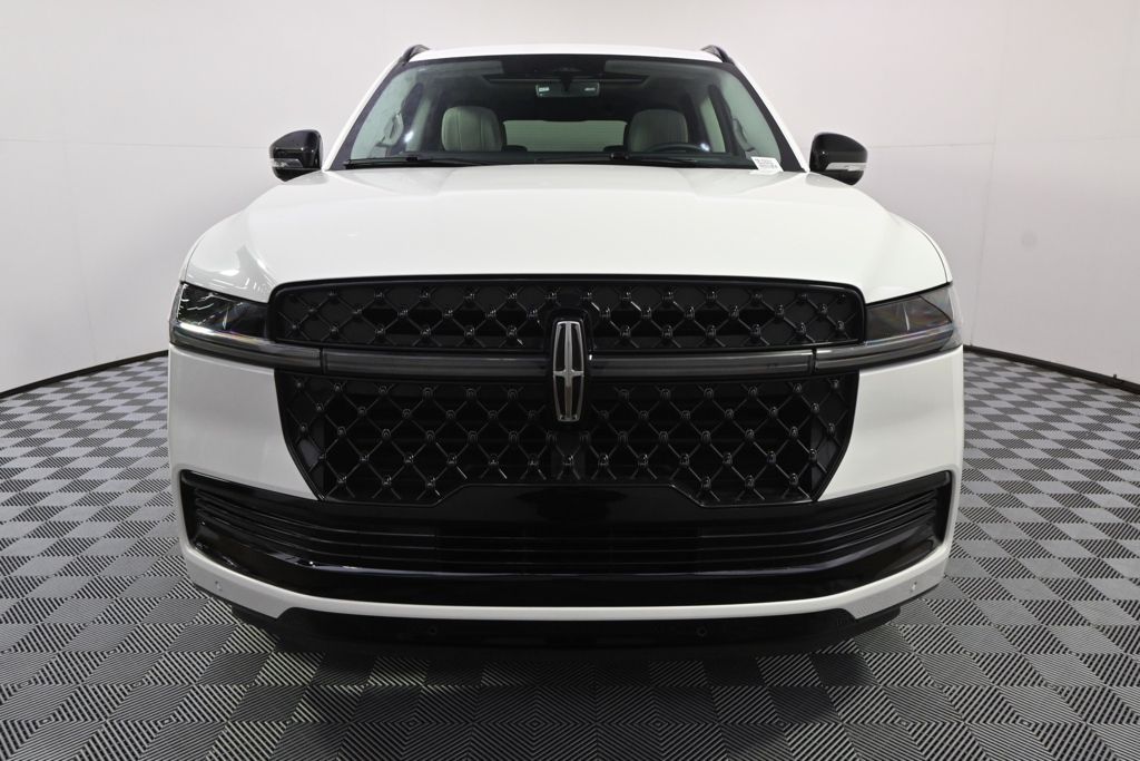 New 2026 White Lincoln Reserve image 10