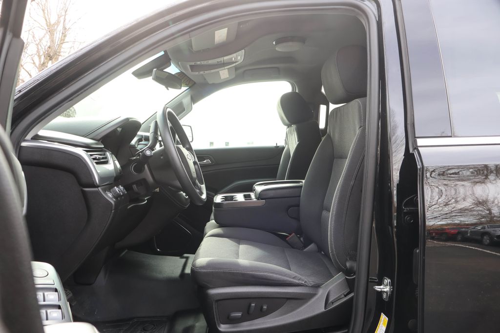 2019 Chevrolet Tahoe Police 26