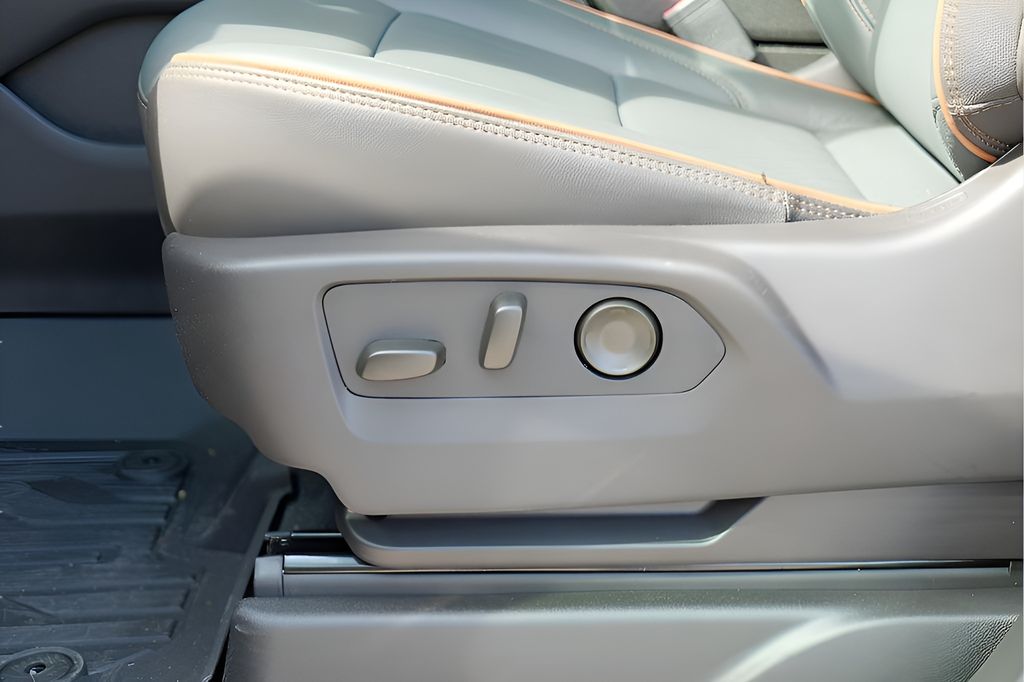 New 2026 Green GMC AT4 image 21