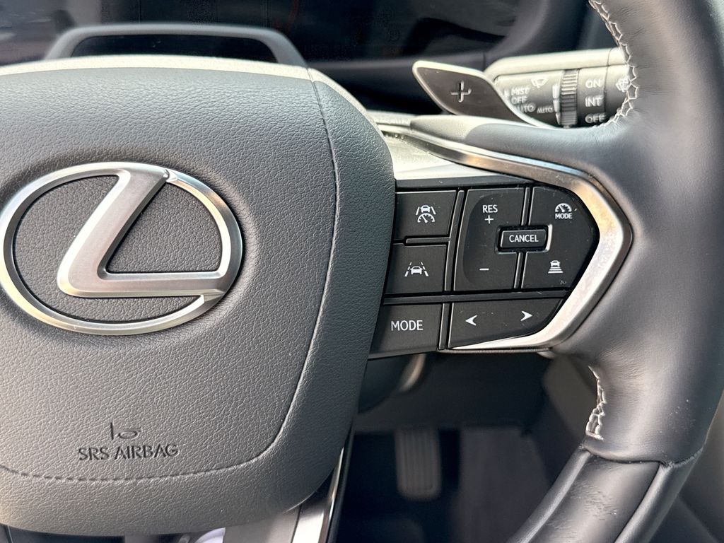 Thumbnail: 2025 Lexus LX - 27