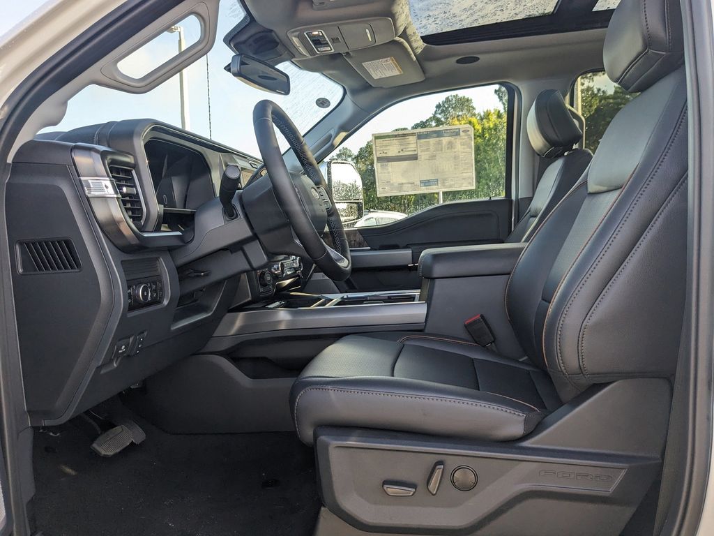 2025 Ford F-250 Super Duty Lariat